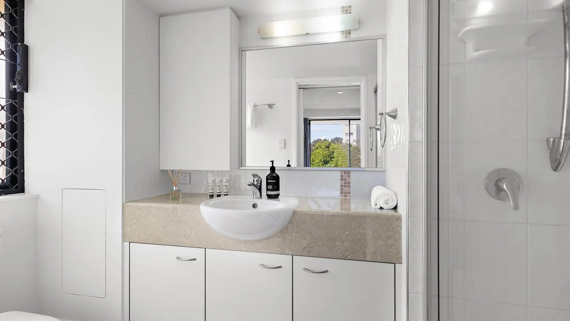 Coastal Comfort 3Bd Family-Friendly Apt Wpool Caloundra