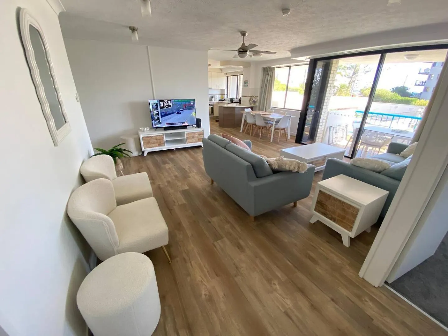 Coastal Comfort 3Bd Family-Friendly Apt Wpool Caloundra Australia